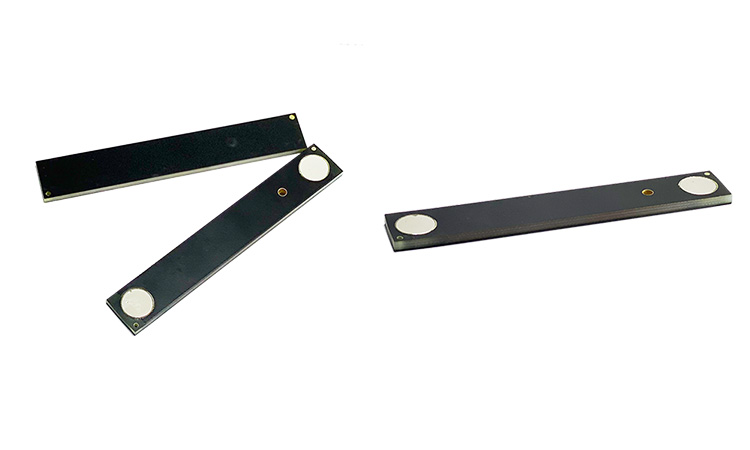 Tags RFID anti-métal de type magnétique avec fonction d'adsorption du métal par l'aimant