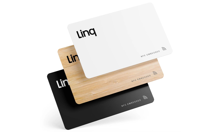 Drei elegante Linq NFC-Visitenkarten