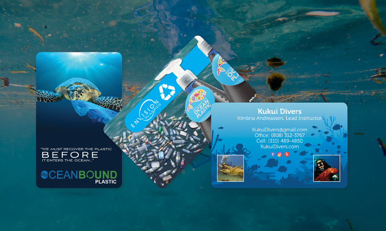海底からのプラスチックごみを再利用して、新しい PVC カードを作ることができます