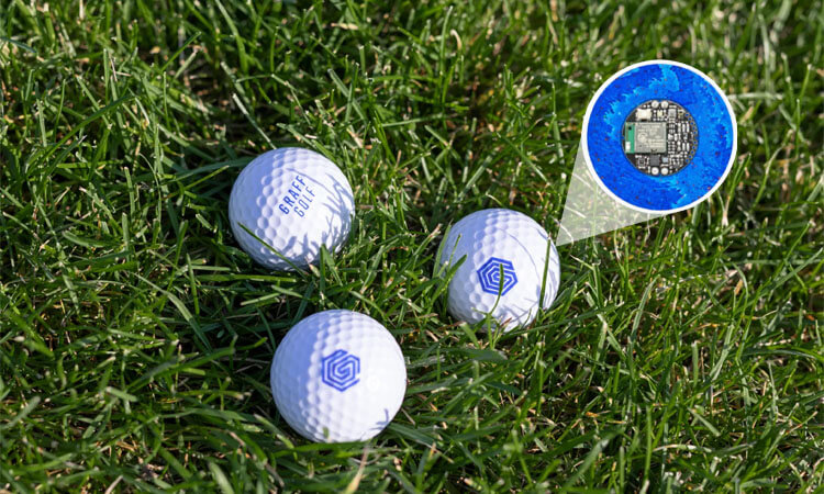 RFIDチップを組み込んだ美しいゴルフボールです。