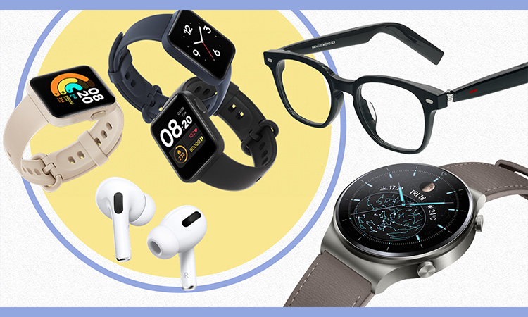 Different styles of wearable technology products