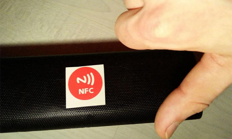 Bluetooth speakers using NFC tags