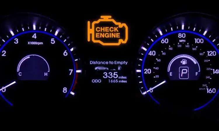 Car-specific indicator lights come on when a 3 wire sensor fails