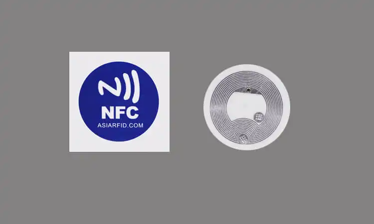 Gli adesivi RFID sono piccoli sensori rfid adesivi attaccati a quasi tutte le superfici