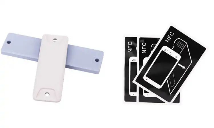 再利用可能な RFID タグと使い捨て可能な RFID タグ